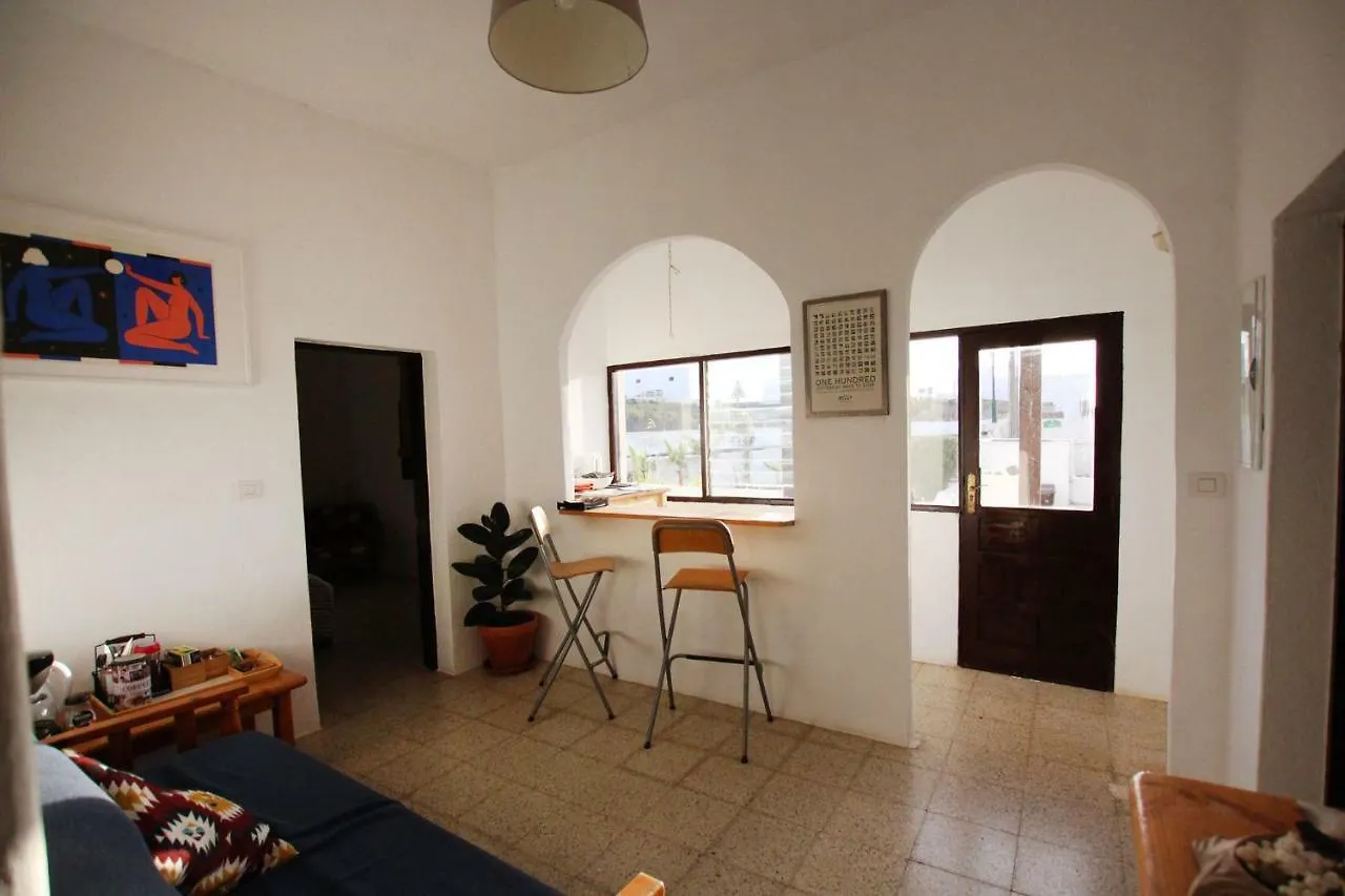 منزل الضيف تيغيسي  في Joyhouse منزل ريفي